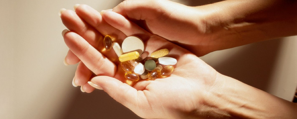 میخواهید مکمل های مناسب برای خانم های بالای 40 سال را بشناسید؟